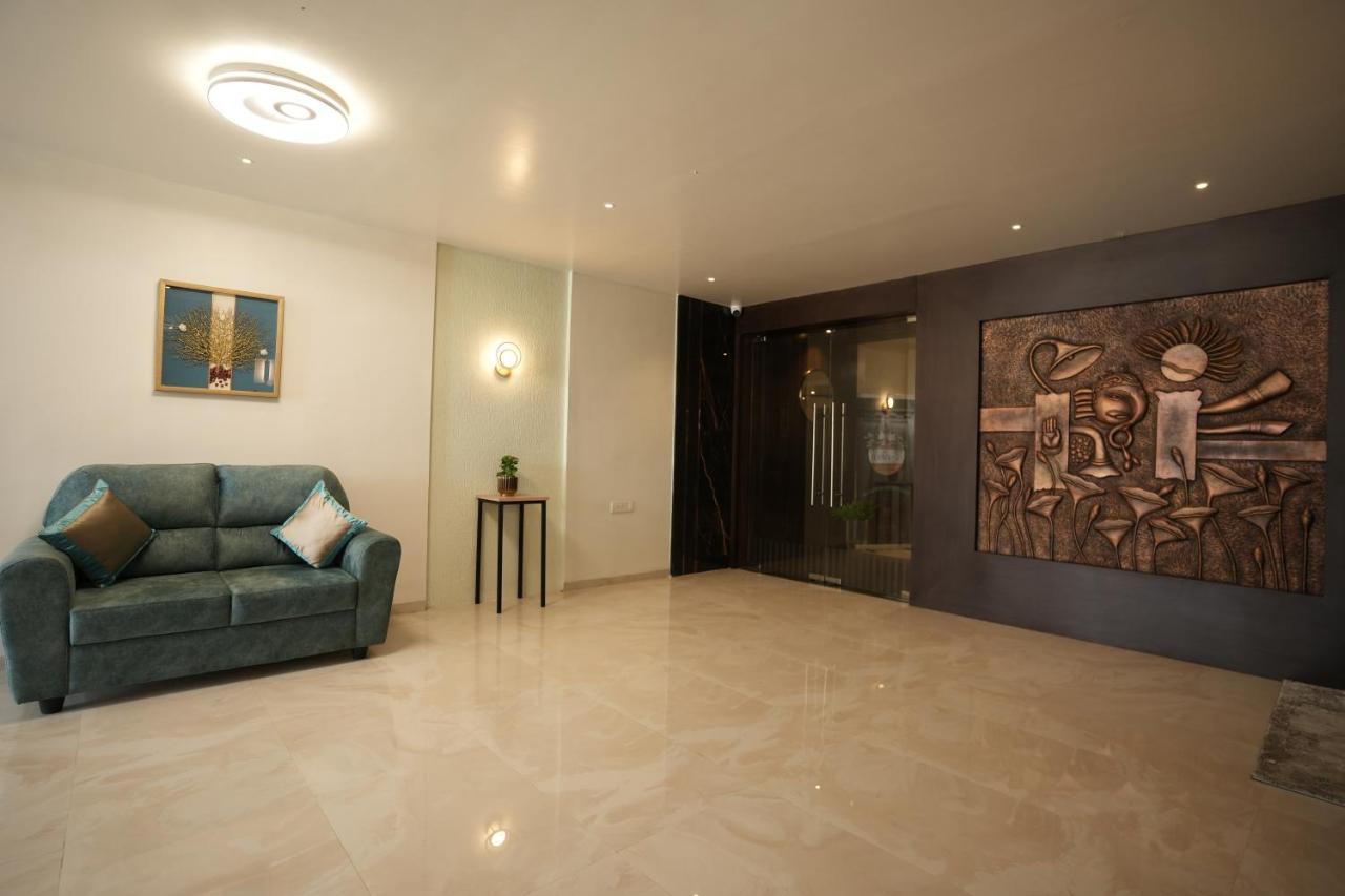 Sri Ambal Grand Hotell Virudunagar Exteriör bild